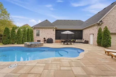 Exterior - 1904 Baskinbrook Ct, Murfreesboro, TN 37130 photo 7 of 10