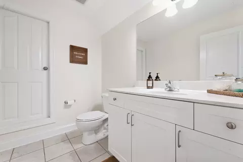 Bath - 1904 Baskinbrook Ct, Murfreesboro, TN 37130 photo 7 of 7