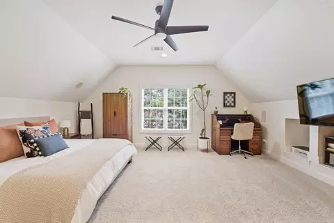Bedroom - 1904 Baskinbrook Ct, Murfreesboro, TN 37130 photo 9 of 11
