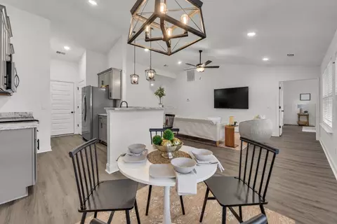 Dining - 1143 Javier Dr, Springfield, TN 37172 photo 2 of 3
