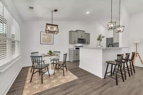 Dining - 1143 Javier Dr, Springfield, TN 37172 photo 3 of 3