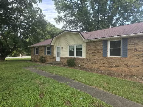 2142 Old Russellville Pike, Clarksville, TN 37043
