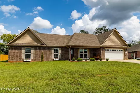 1920 Griffitts Mill Cir, Maryville, TN 37803
