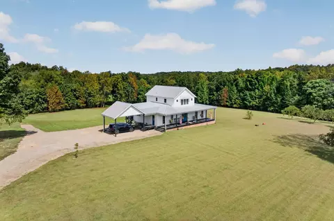 Exterior - 1090 Hatcher Rd, Moss, TN 38575 photo 1 of 10