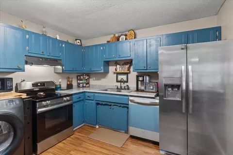 Kitchen - 236 Tennsco Dr, Dickson, TN 37055 photo 1 of 1