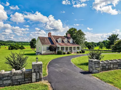 119 Herb Garden Dr, Fayetteville, TN 37334