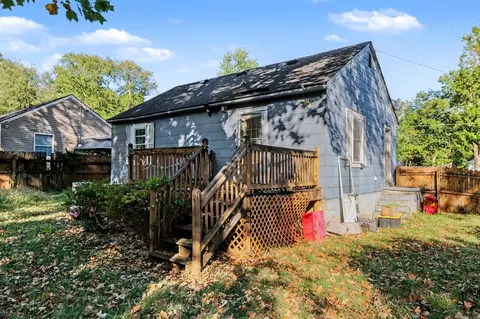 Exterior - 414 4th Ave, Murfreesboro, TN 37130 photo 6 of 7
