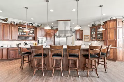 Kitchen - 1500 Mitchell Rd, Pulaski, TN 38478 photo 2 of 12