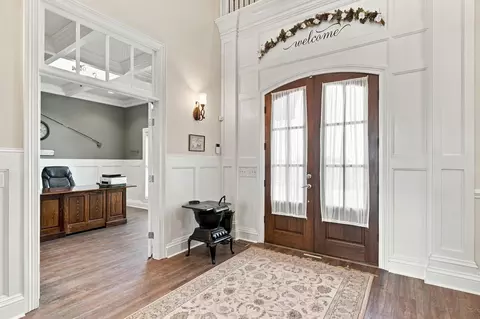 Entry Way - 1500 Mitchell Rd, Pulaski, TN 38478 photo 4 of 8