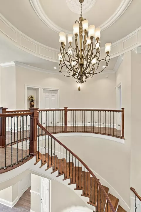 Entry Way - 1500 Mitchell Rd, Pulaski, TN 38478 photo 7 of 8