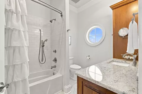Bath - 1500 Mitchell Rd, Pulaski, TN 38478 photo 5 of 10