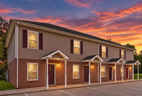 792 Cherrybark Ln, Clarksville, TN 37040
