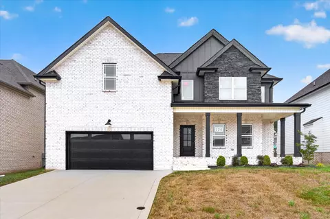 474 Spiderwort Dr, Clarksville, TN 37043