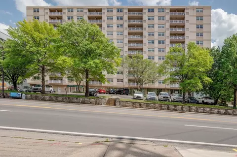 3415 W End Ave #1012, Nashville, TN 37203