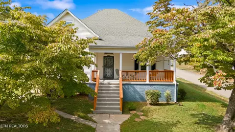 2549 Fenwood Dr, Knoxville, TN 37918
