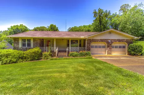 121 Shannon Dr, Ringgold, GA 30736