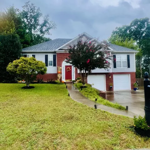 6839 Bucksland Dr, Ooltewah, TN 37363