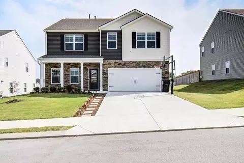 8570 Briar Rose Pl, Ooltewah, TN 37363