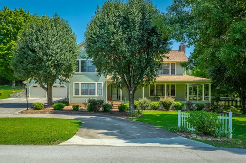 7913 Kittrell Ln, Ooltewah, TN 37363