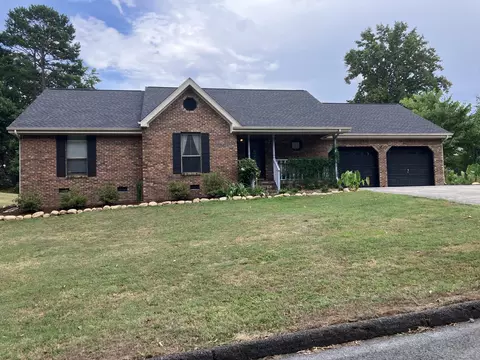 1608 W Rebel Rd, Rossville, GA 30741