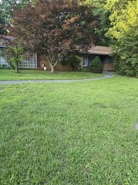 203 Beulah Dr, Dalton, GA 30721