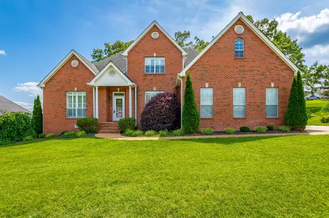 2309 Watershore Dr, Soddy Daisy, TN 37379