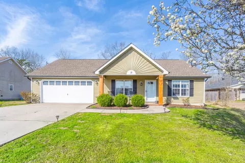 12 Century Dr, Rossville, GA 30741