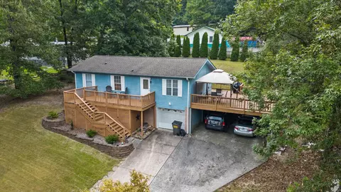 1724 Dallas Lake Rd, Soddy Daisy, TN 37379