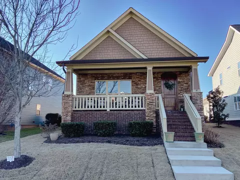 9586 Rookwood Cir, Ooltewah, TN 37363