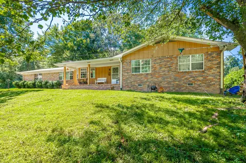 9419 Seasons Dr, Chattanooga, TN 37421
