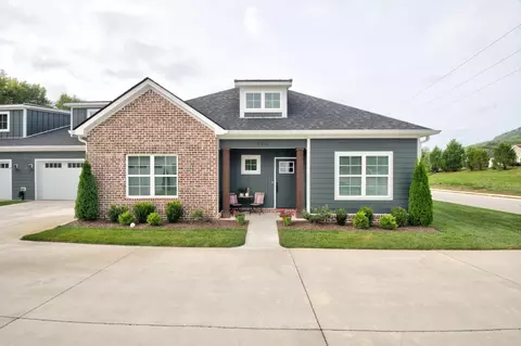 3356 Stone Creek Dr, Chattanooga, TN 37405