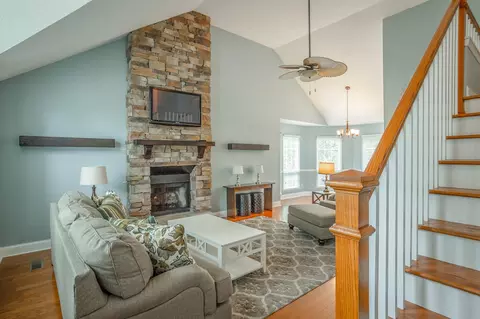 6910 Spinmaker Cv, Ooltewah, TN 37363 photo 4