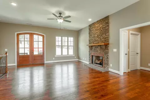 623 Ginger Lake Dr, Rock Spring, GA 30739 photo 2