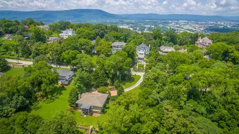 374 E View Dr, Chattanooga, TN 37404 photo 8
