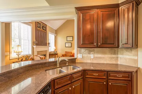 3103 Reflection Ln, Ooltewah, TN 37363 photo 9
