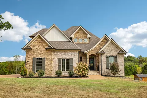 1026 C P Stewart Blvd, Lebanon, TN 37087
