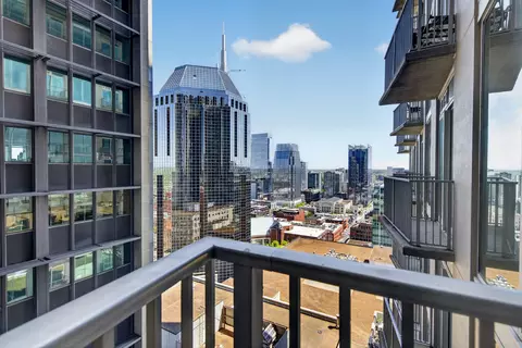 415 Church St #1707, Nashville, TN 37219