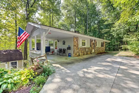 1131 Tanrac Trl, Gatlinburg, TN 37738