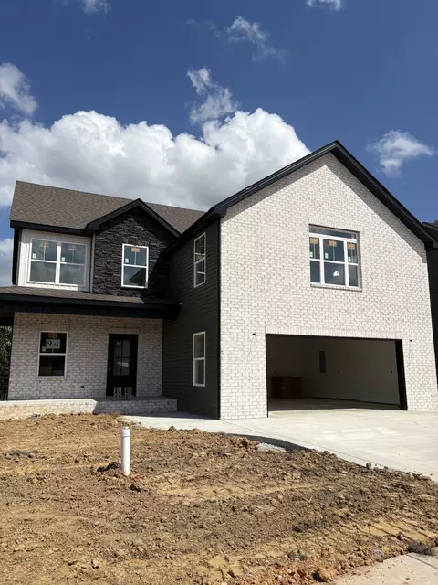 165 Dewberry Ct, Clarksville, TN 37042