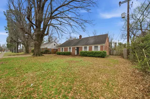 1305 Cherry Rd, Memphis, TN 38117