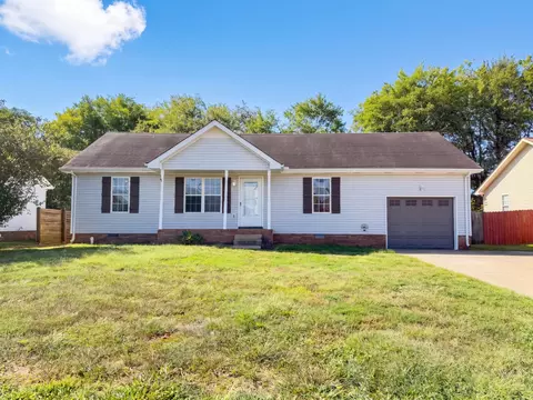 3244 S Senseney Cir, Clarksville, TN 37042