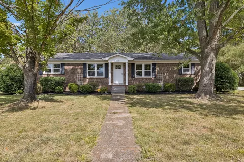 502 Shadow Dr, Shelbyville, TN 37160