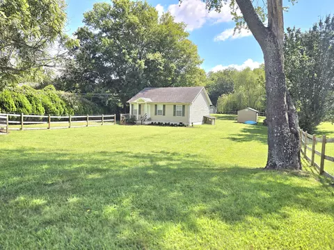 178 Miranda Rd, Cadiz, KY 42211