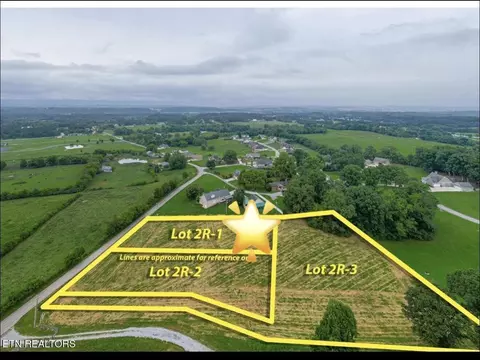 21 Walker Rd, Maryville, TN 37801