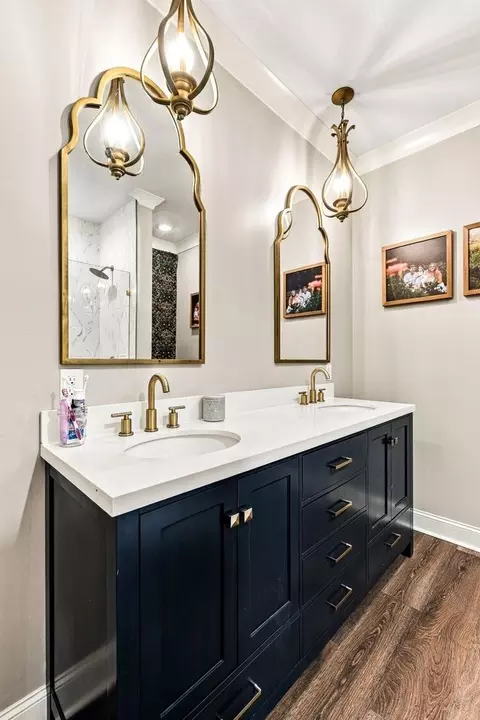 Bath - 400 Carrie Ln, Loretto, TN 38469 photo 1 of 3