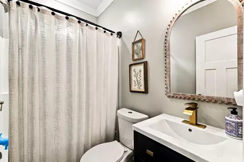 Bath - 400 Carrie Ln, Loretto, TN 38469 photo 3 of 3