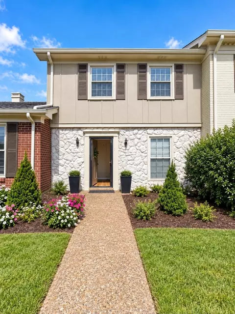1011 Murfreesboro Rd #B2, Franklin, TN 37064