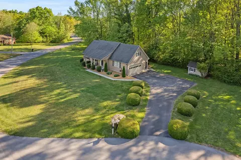 303 Rutledge Ave, Tullahoma, TN 37388