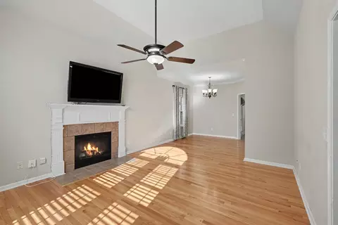 Living - 3037 Brookside Path, Murfreesboro, TN 37128 photo 1 of 4