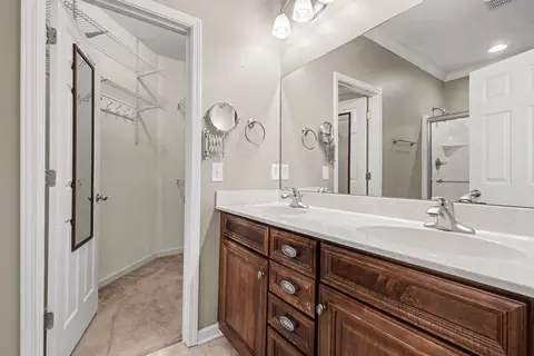 Bath - 3037 Brookside Path, Murfreesboro, TN 37128 photo 2 of 4
